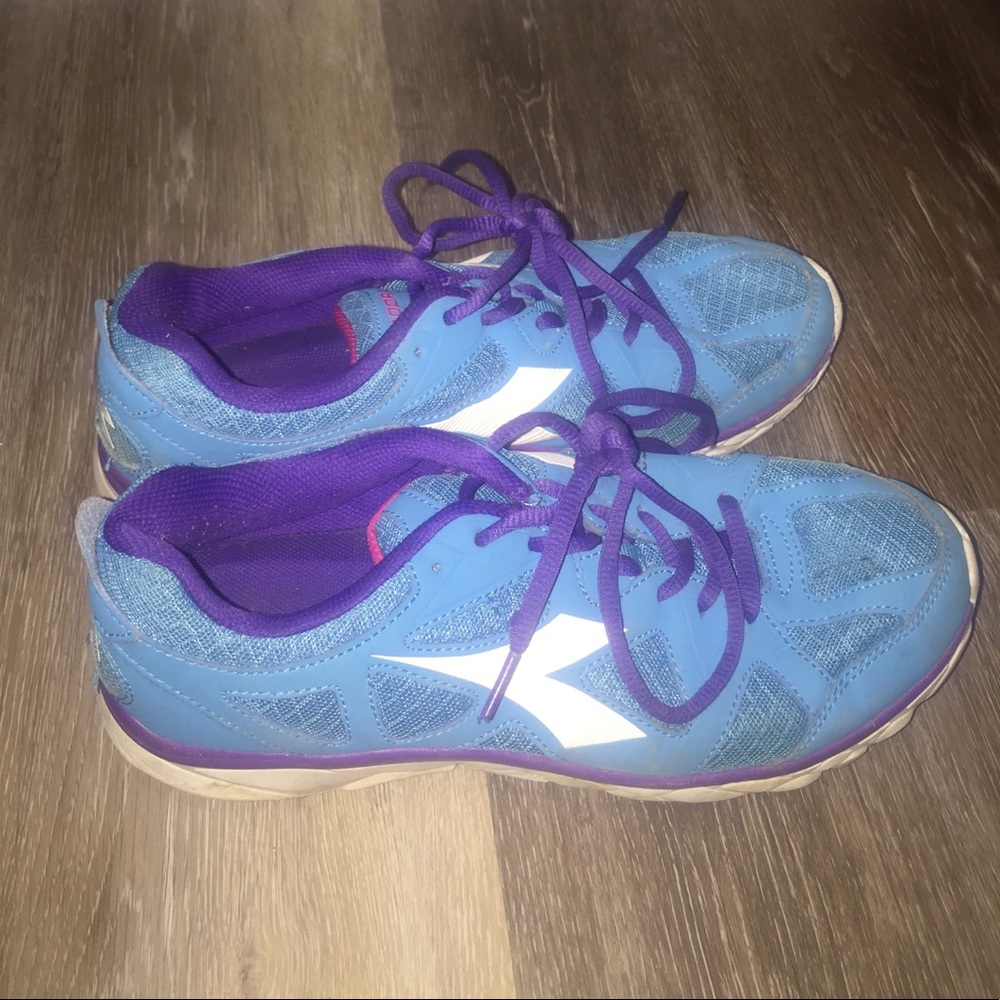 Girls Running Shoes